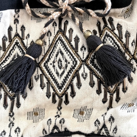 Crossbody Black White Fabric Bucket Boho Style Tote Bag Purse - Picture 5 of 7